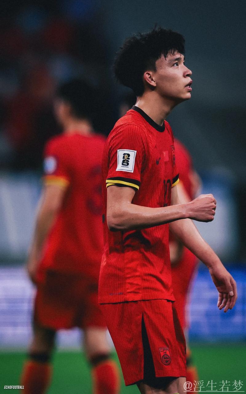 国足1-0力克巴林,王钰栋点射助球队小组第5收官