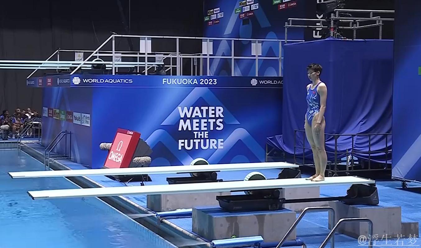 李亚杰勇夺世锦赛跳水女子1米板银牌 李亚杰勇夺世锦赛跳水女子1米板银牌
